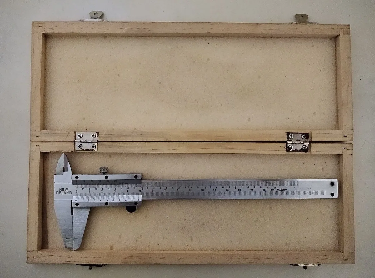Vernier caliper Vernier caliper used for measuring small objects such as coins